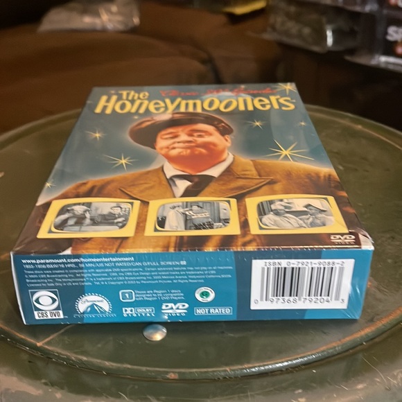 THE HONEYMOONERS “CLASSIC 39”EPISODES 🌙 2003 Paramount 🌙 5 Disc Box Set NIB - Picture 7 of 7